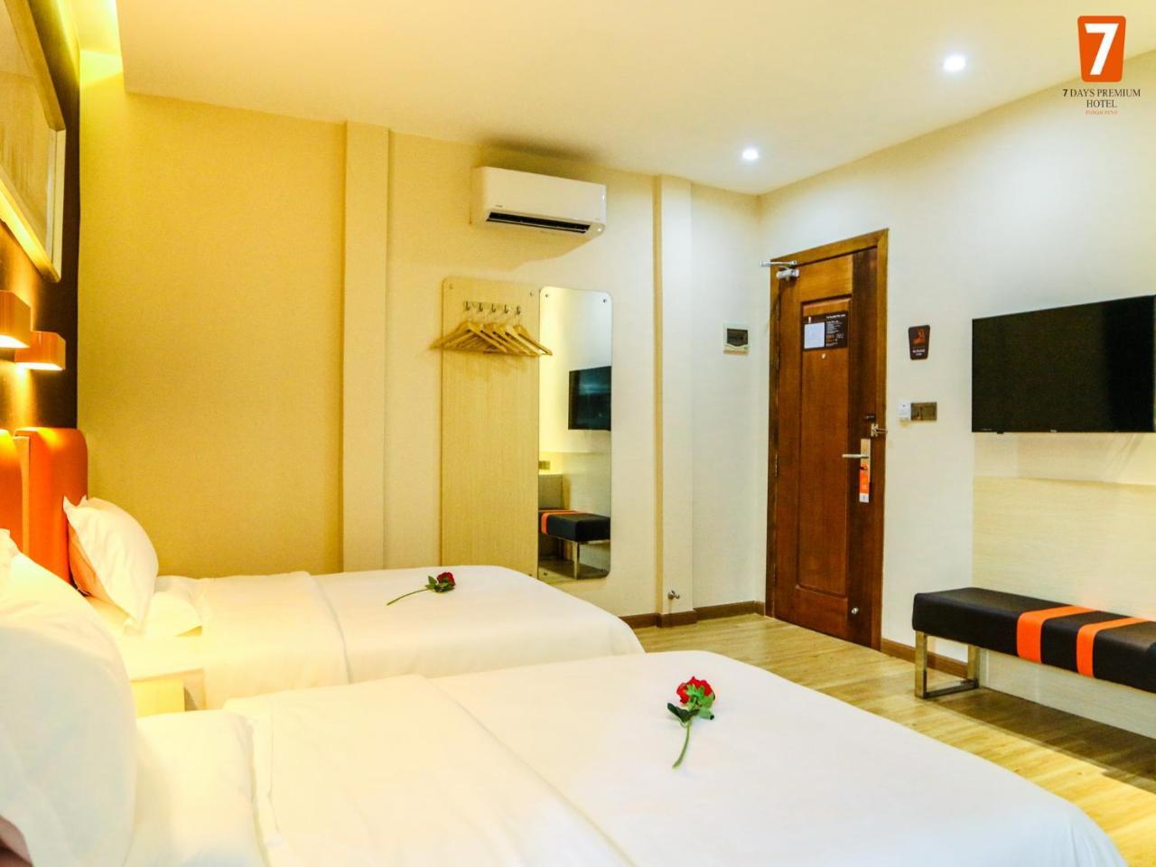 7 Days Premium Hotel Phnom Penh Exterior photo